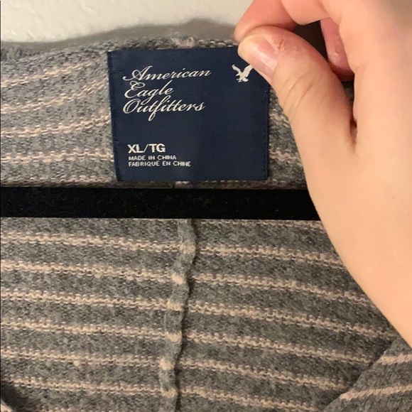 Lightweight AE sweater - Picture 2 of 3